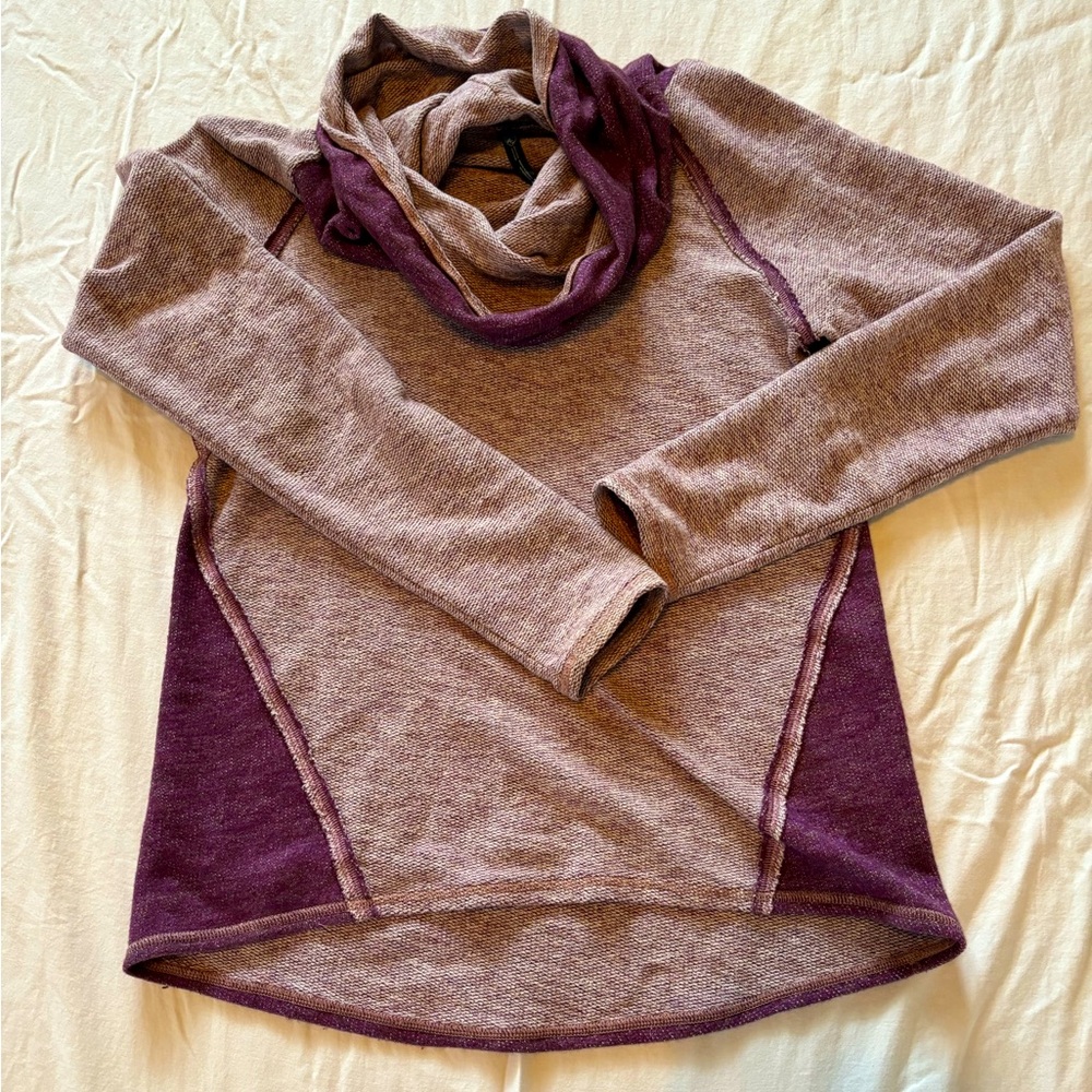 KÜHL light sweater, women's size 8, orchid